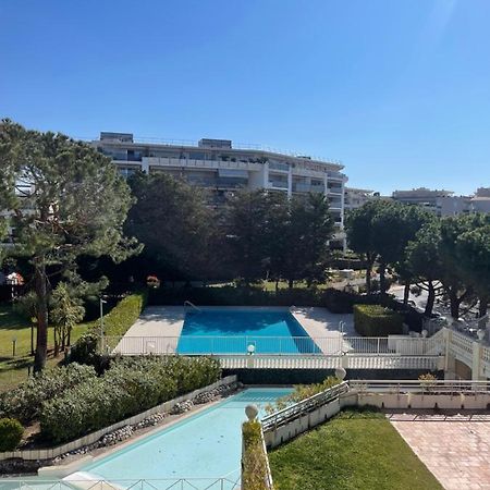 Appartement Bord De Mer Avec Piscine Cagnes-sur-Mer Luaran gambar